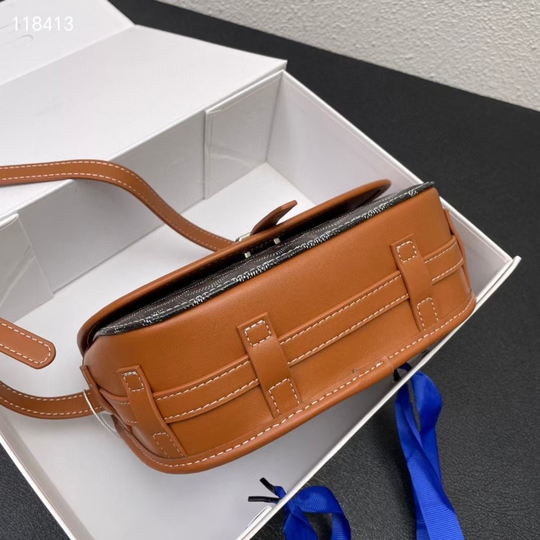 165RA7BDE Stylish leather bag