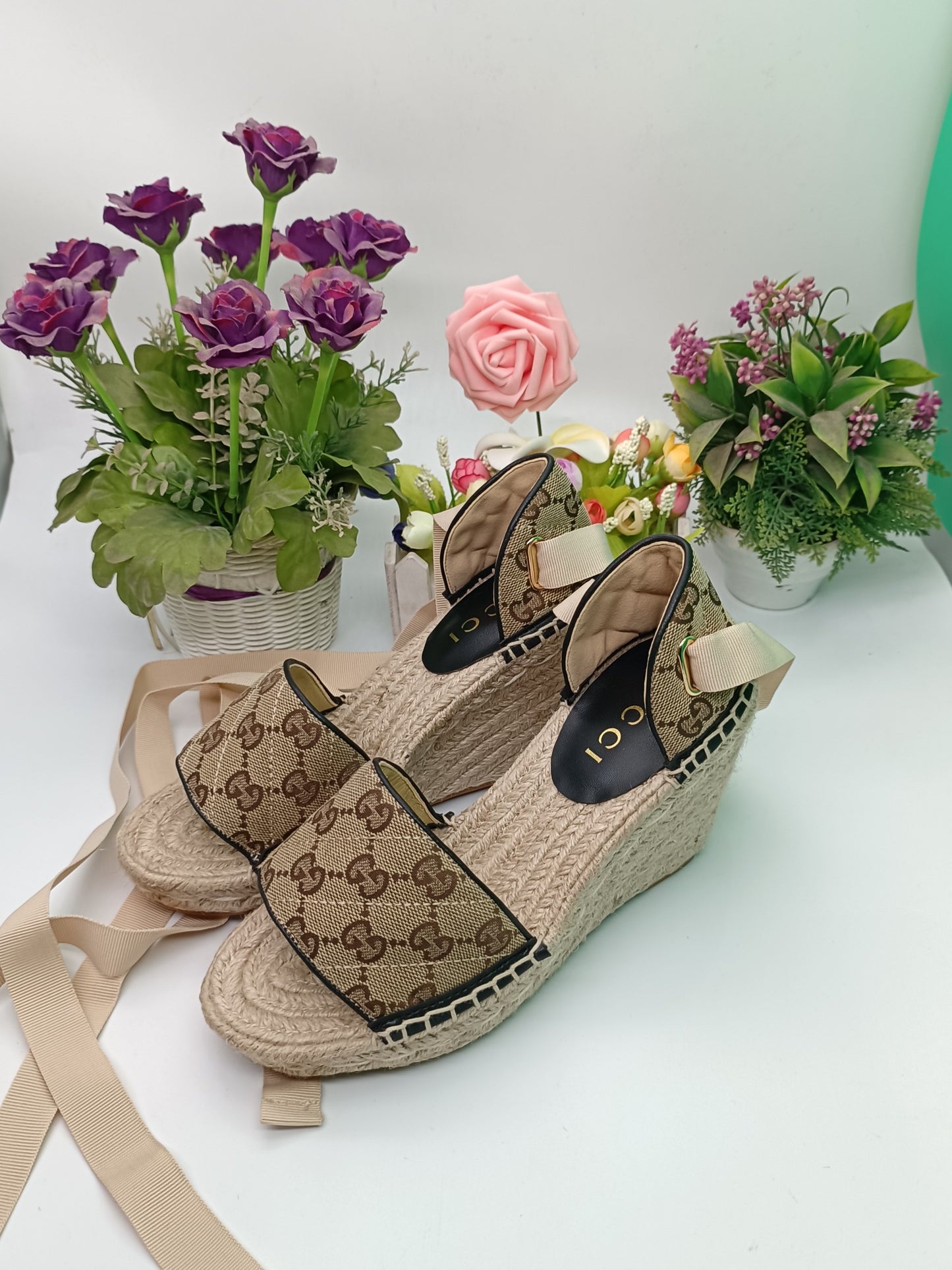 2YB40ZDE Stylish leather High heels