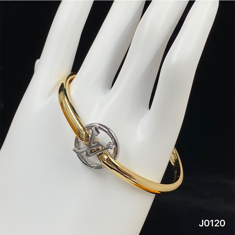 3E484KDE Stylish Bracelets