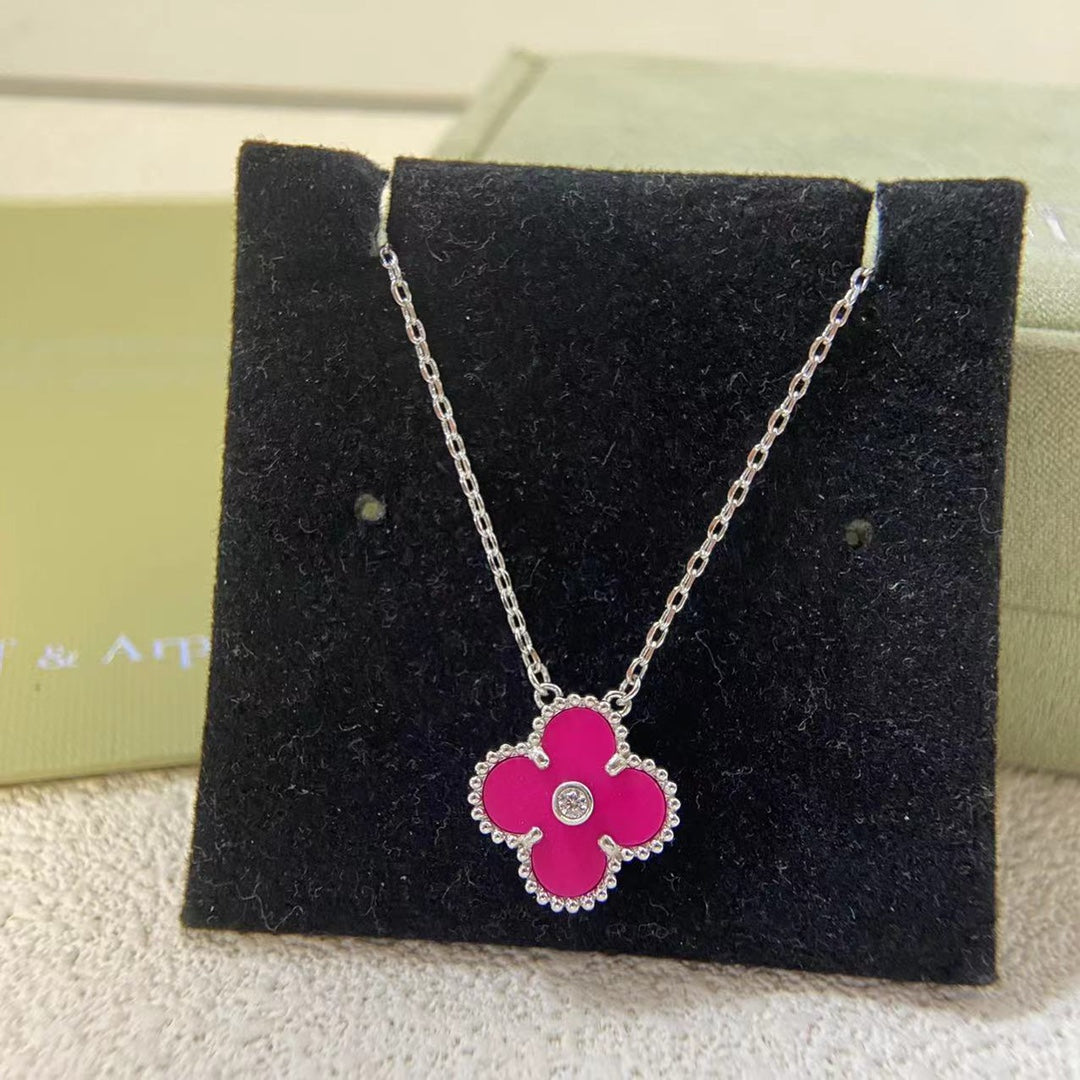 575RVA4EDE Stylish  Necklaces