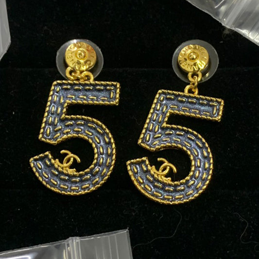 14C233EDE Stylish Earrings