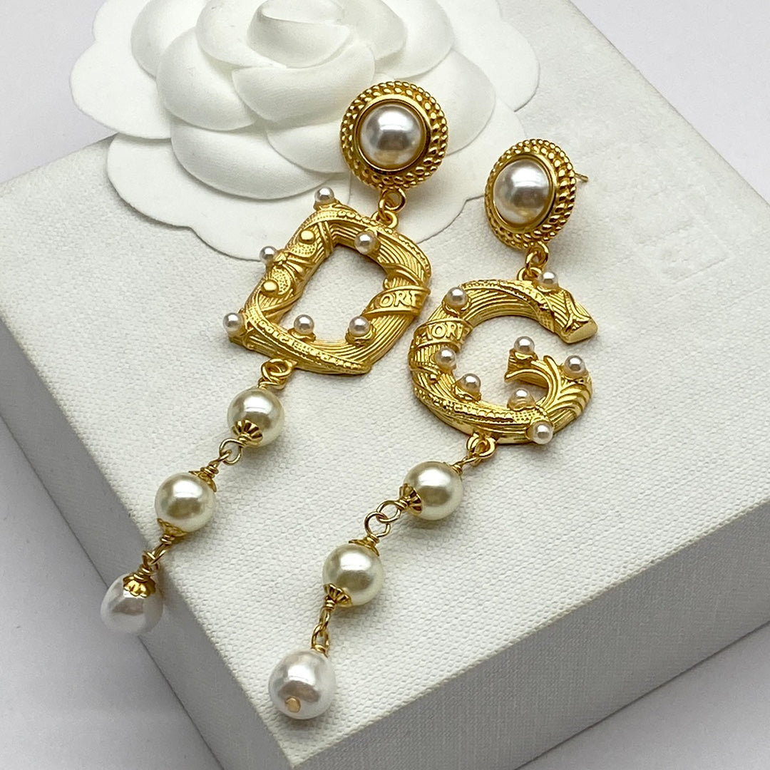 1NA142EDE Stylish Earrings