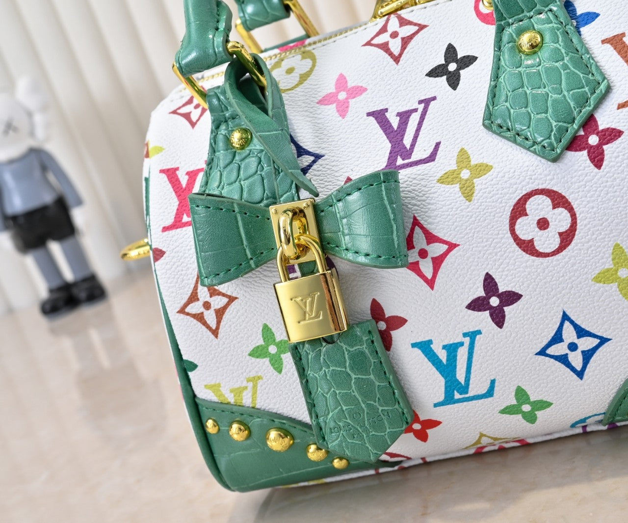 155NE74BDE Stylish leather bag