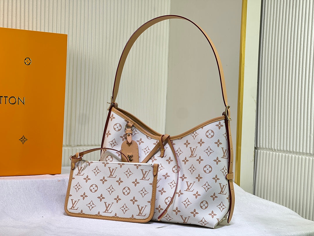 2WE46BDE Stylish leather bag