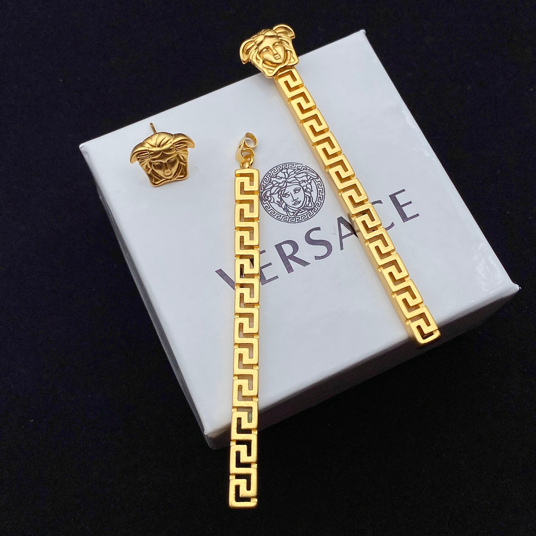 14V287EDE Stylish Earrings