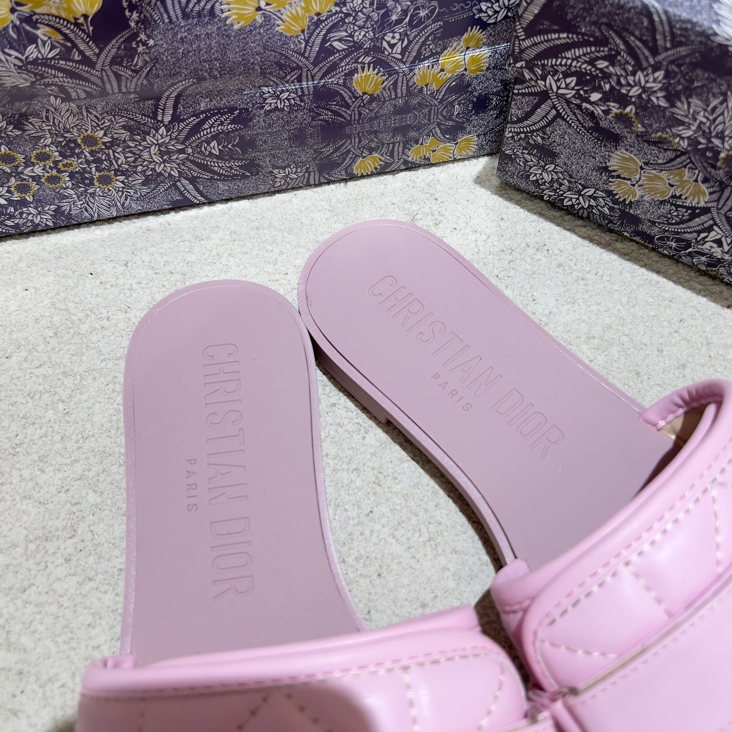 14D79ZDE Stylish Slippers