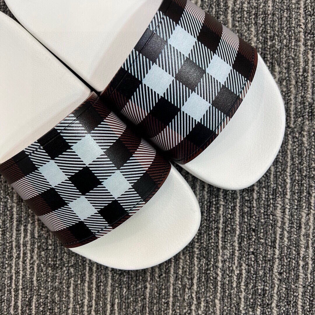 535ZR261ZDE Stylish Slippers