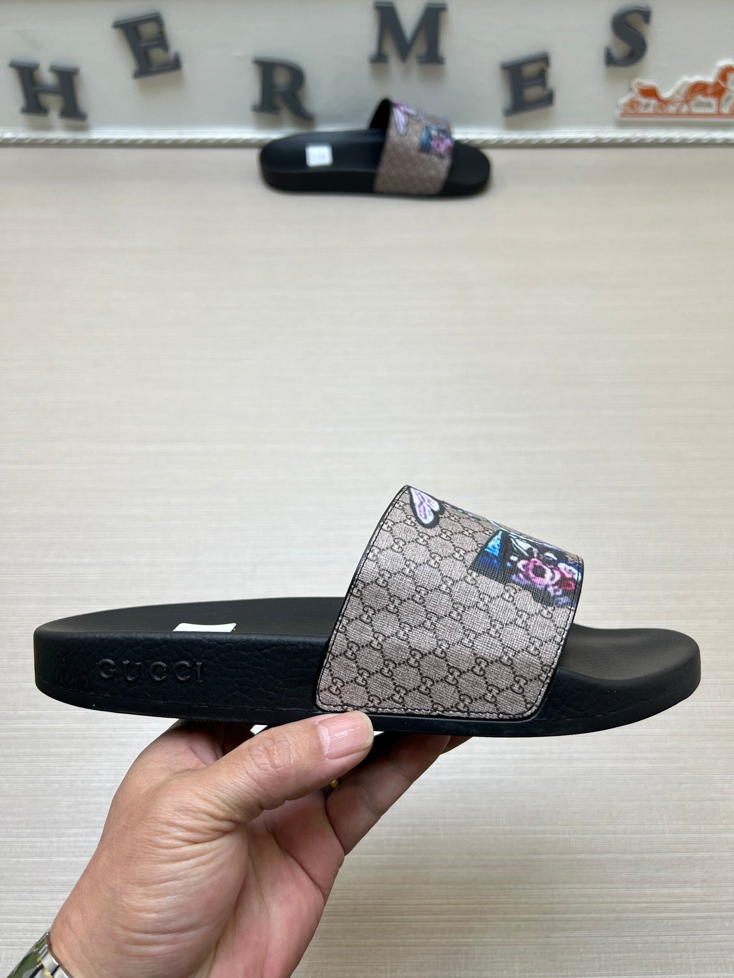 5WB238ZDE Stylish Slippers