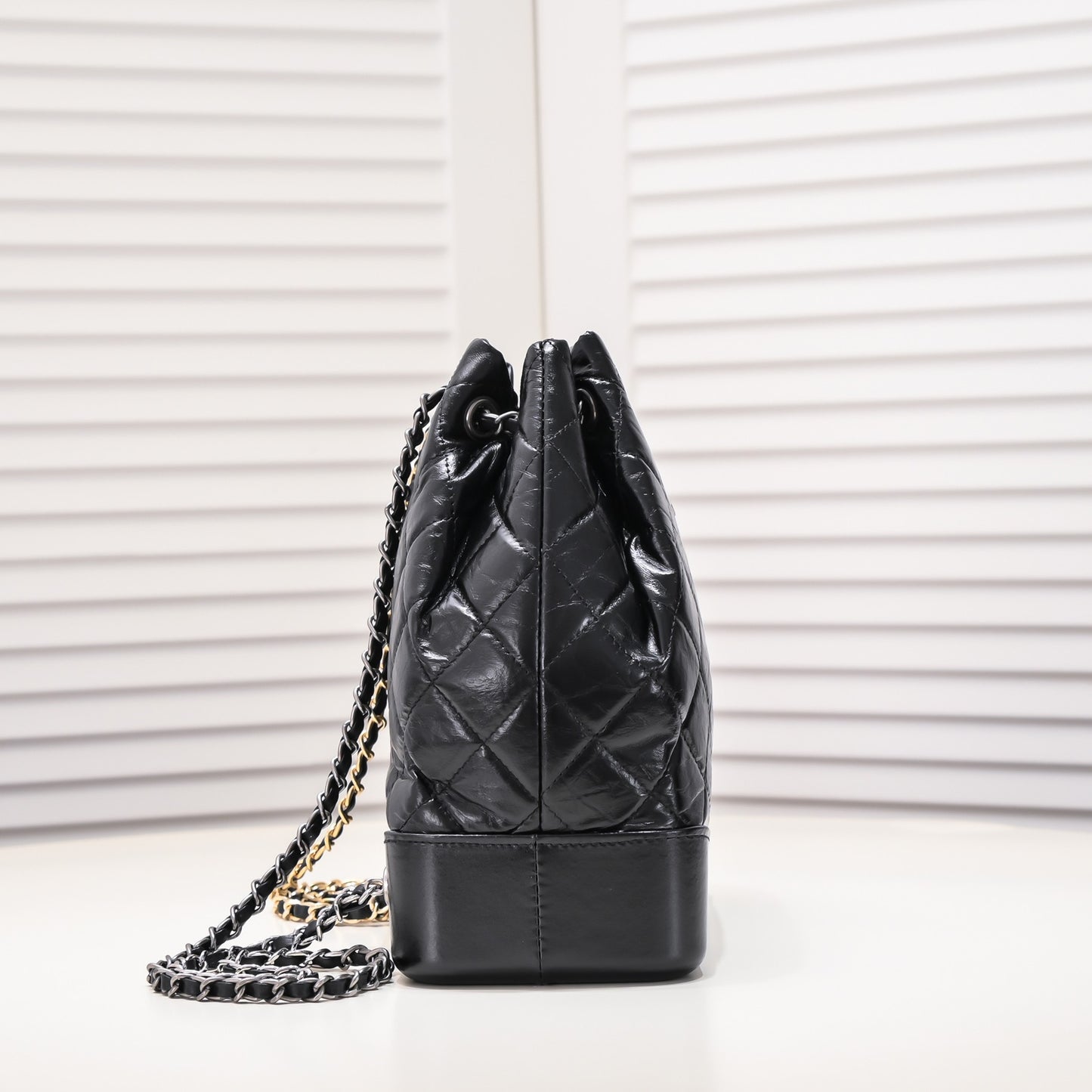 1XC262BDE Stylish leather bag 