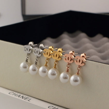 BC15EDE Stylish Earrings