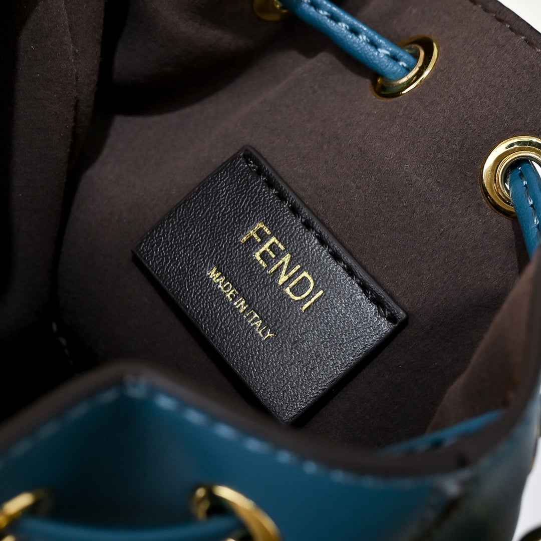 15RF11BDE Stylish bag