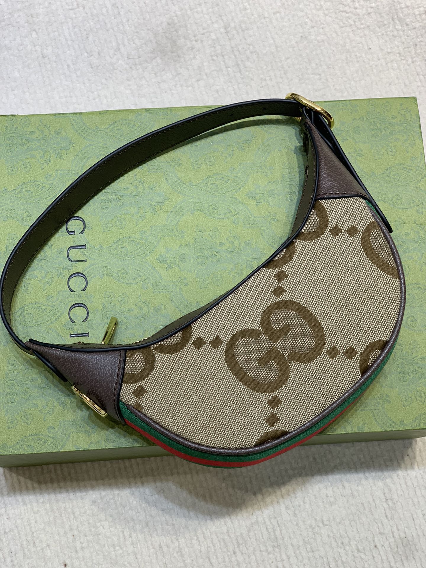 1XB119BDE Stylish leather bag 