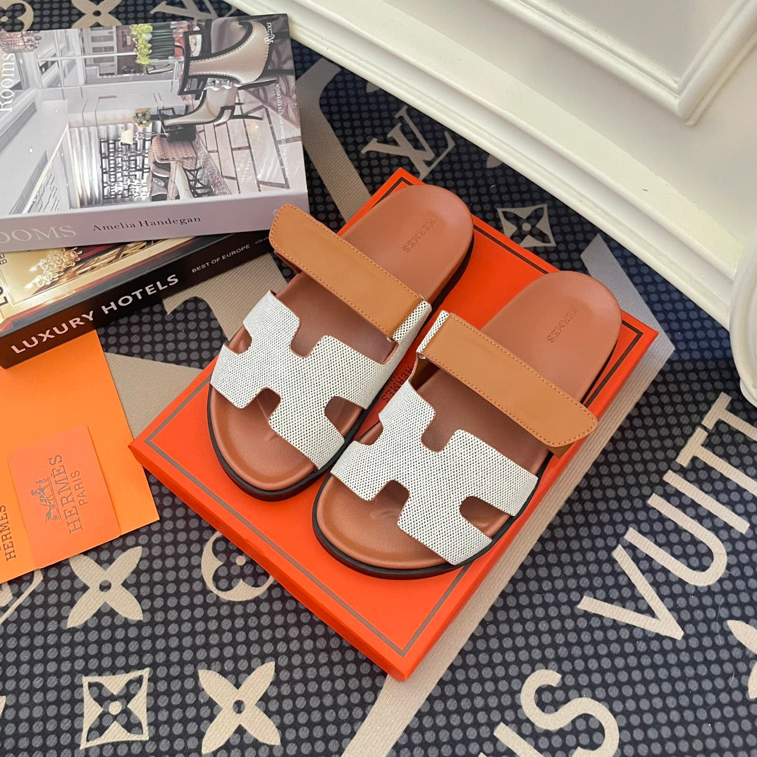 14H72ZDE Stylish Slippers