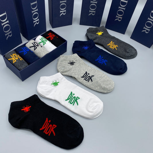 235QD41SDE Stylish socks(5 pairs )