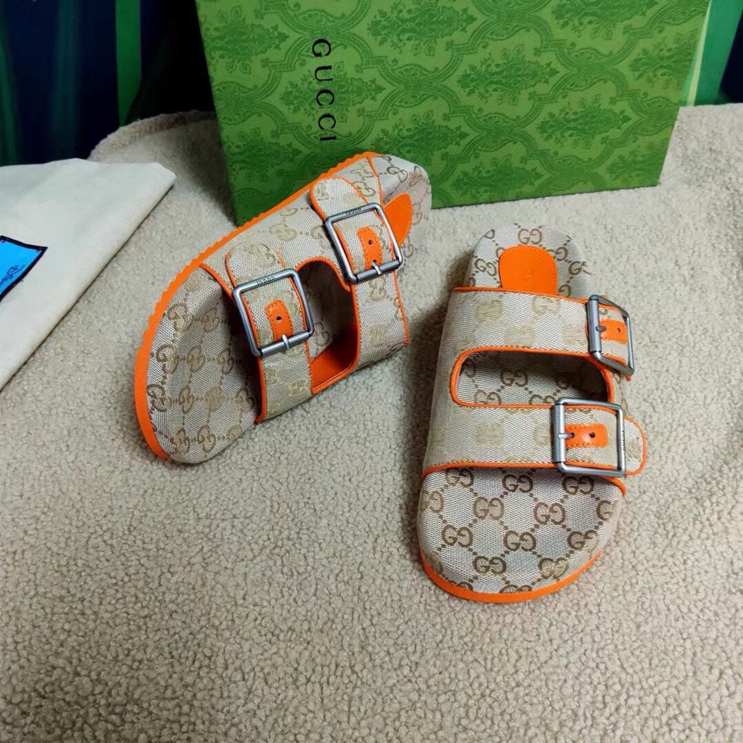 54B124ZDE Stylish slippers