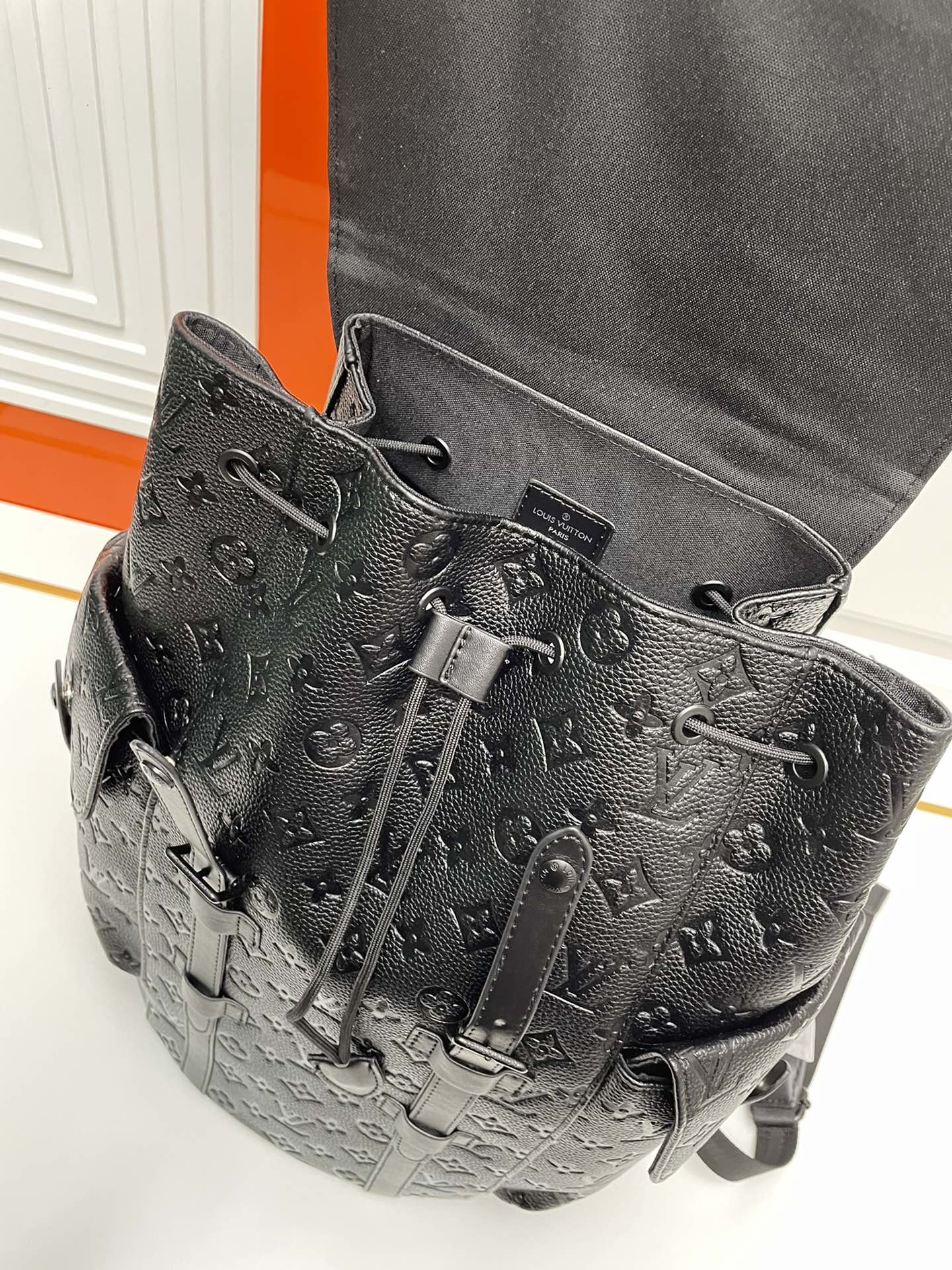 1WE68BDE Stylish leather Backpacks