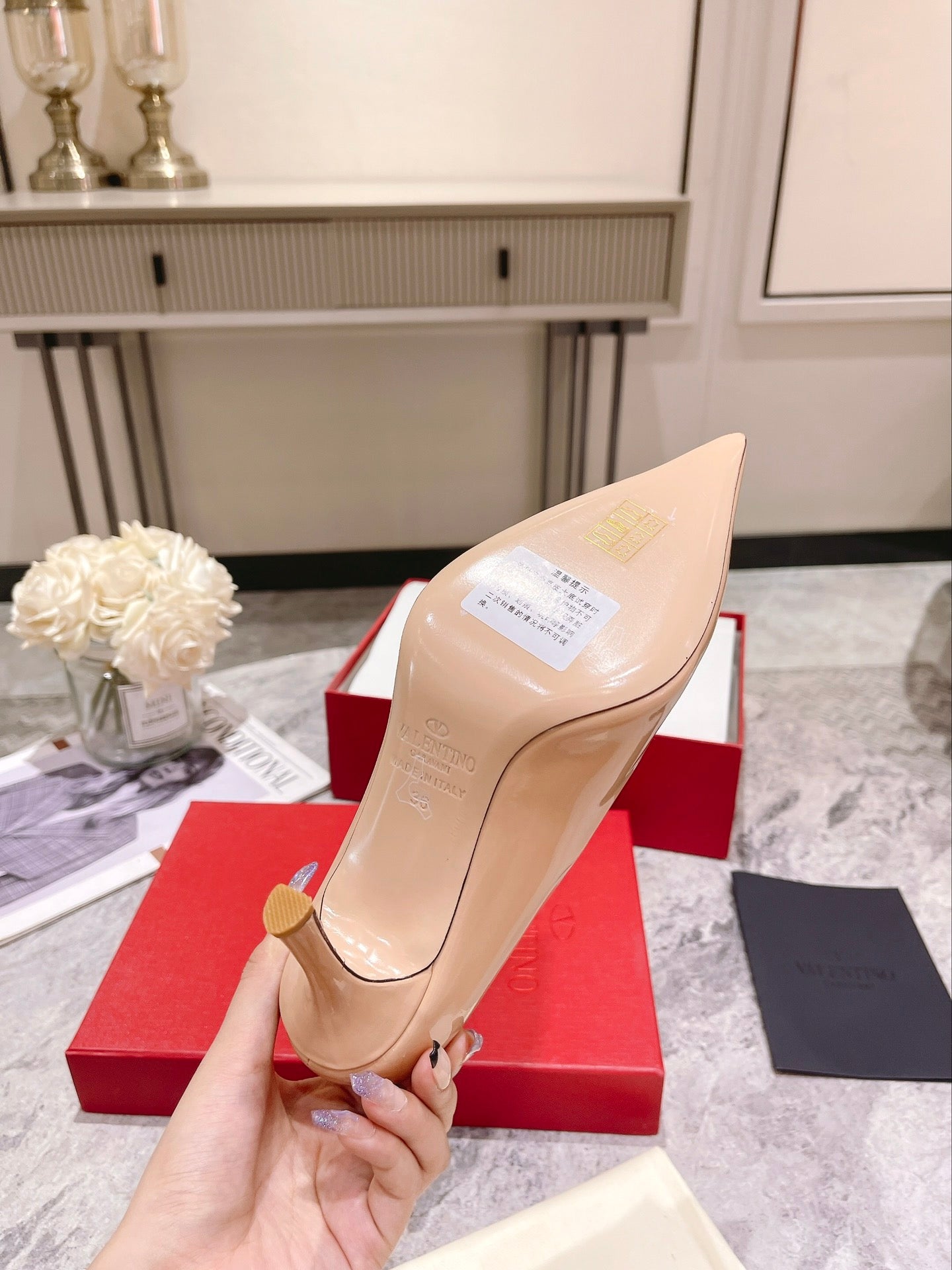 1WVL264ZDE Stylish sandals High heels