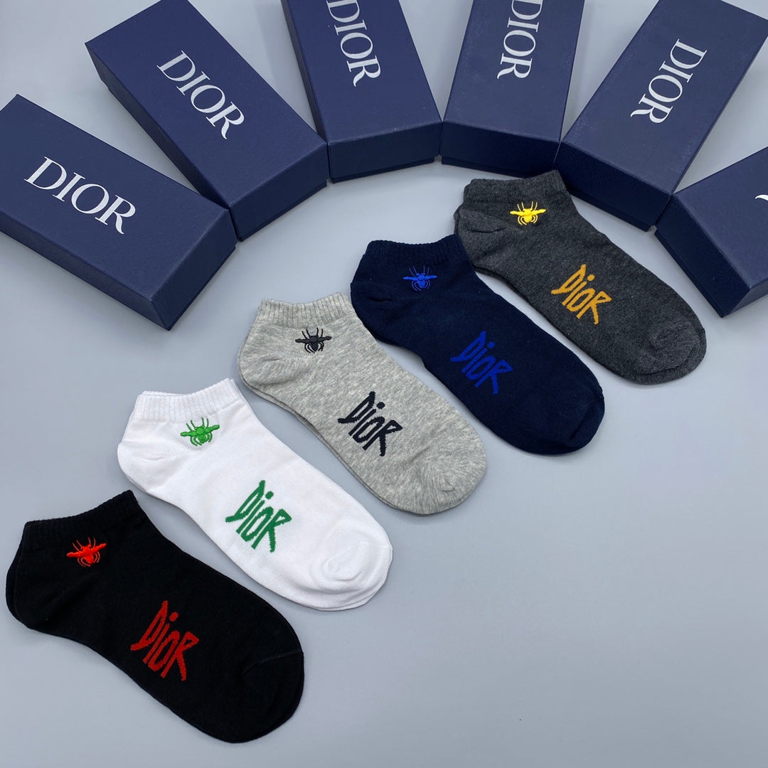 235QD41SDE Stylish socks(5 pairs )