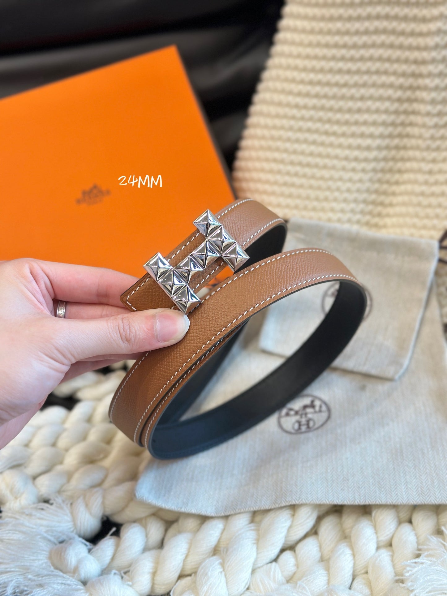 1WH189PDE Stylish  High quality belt With full package