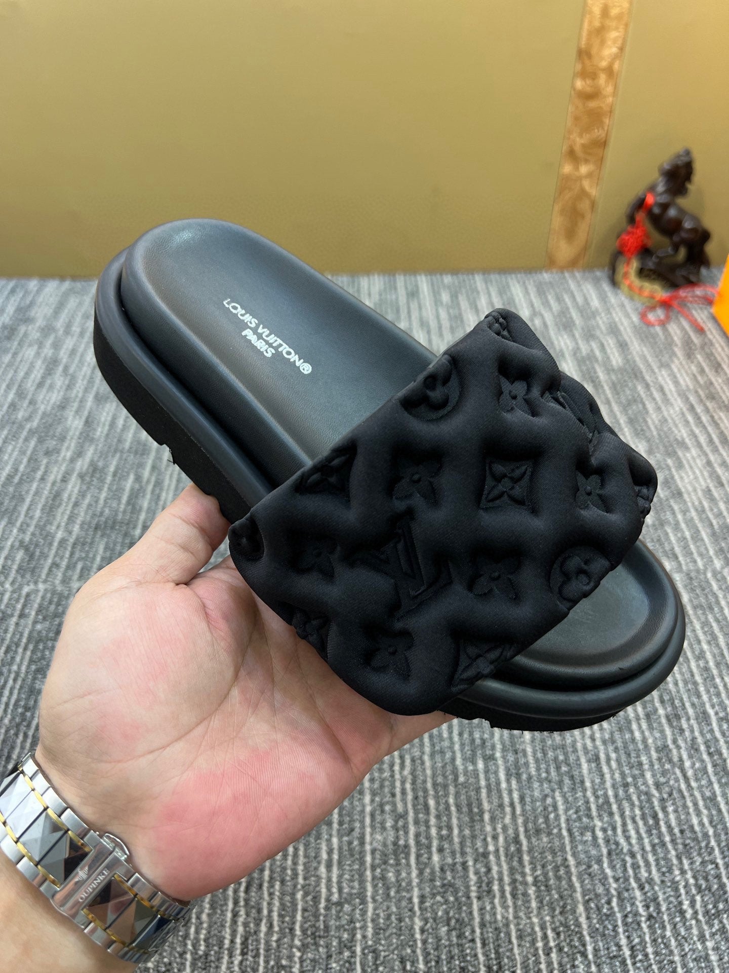 5YE116ZDE Stylish Slippers
