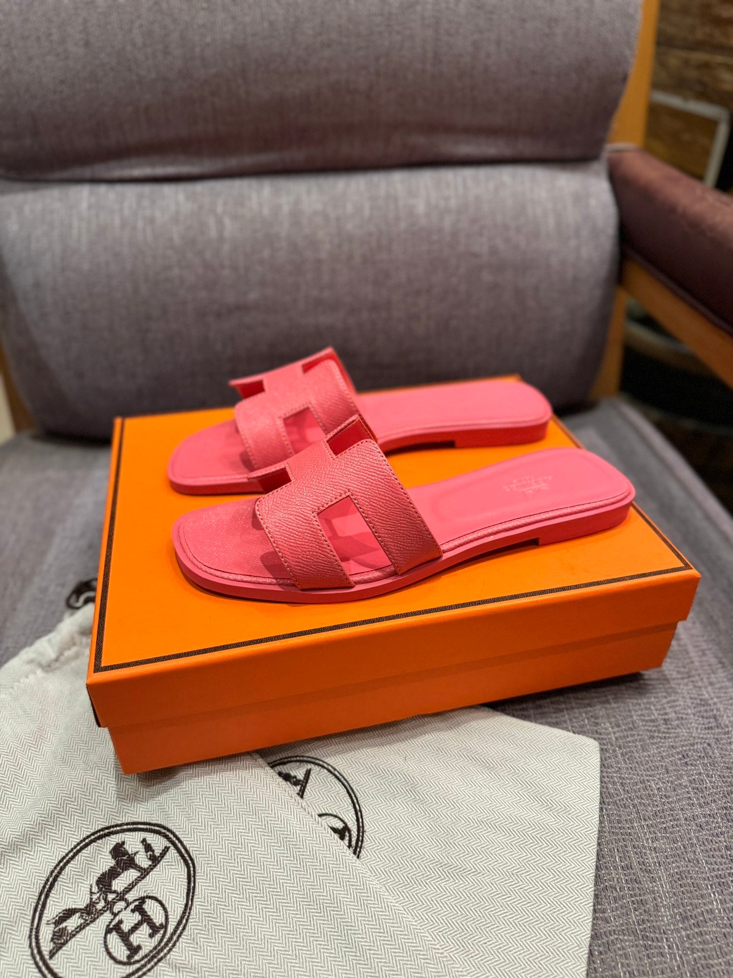 155ZH312ZDE Stylish Slippers