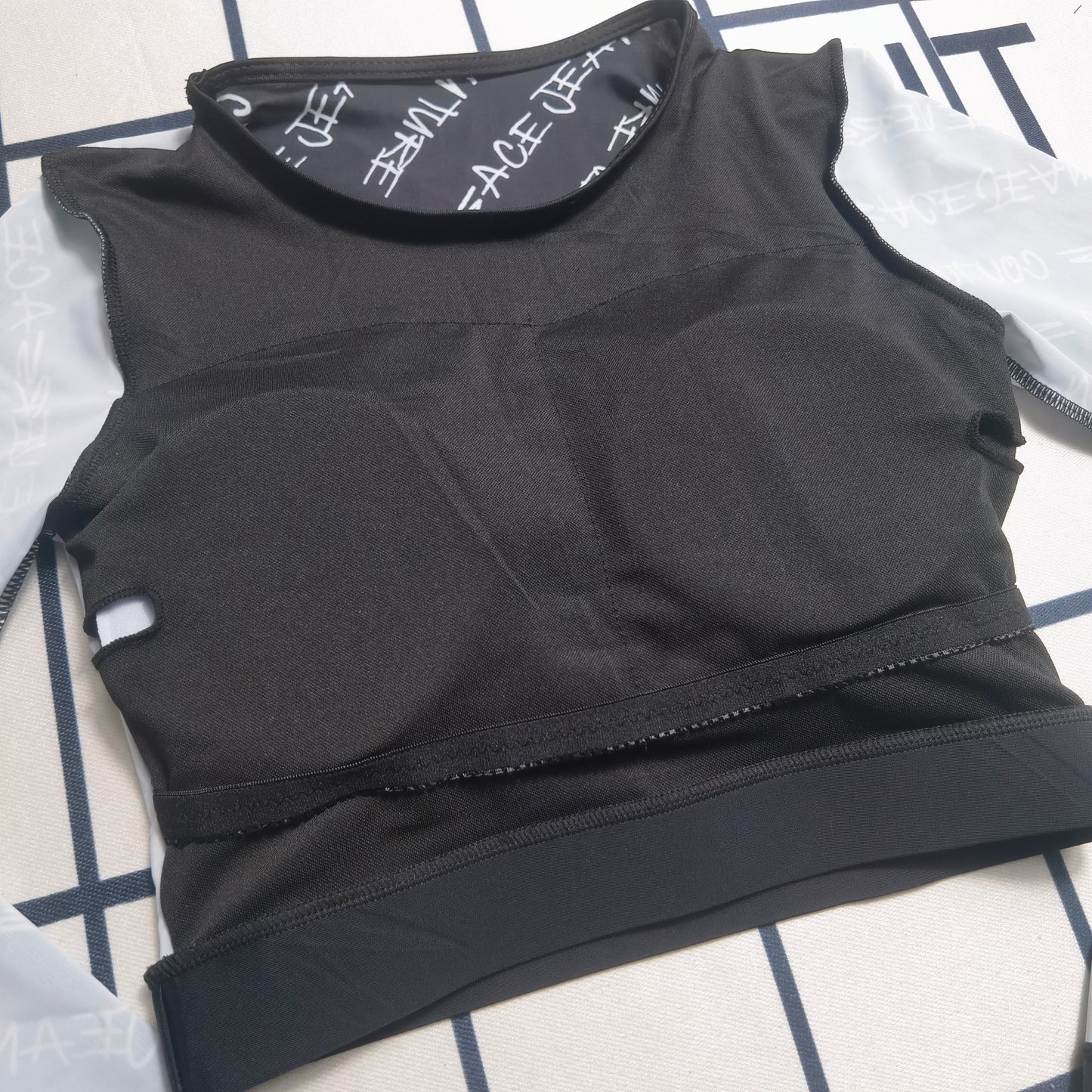 14A135YDE Stylish Long sleeve swimsuit