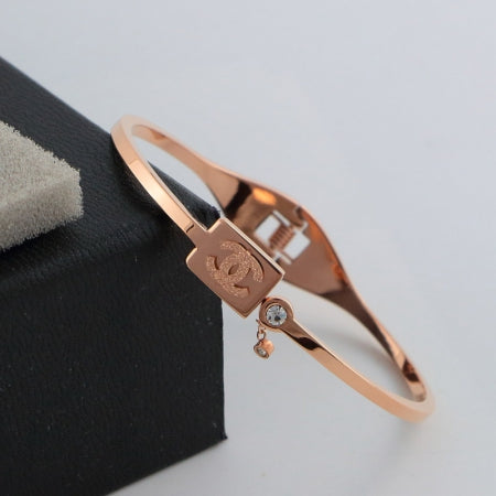 BC84KDE Stylish Bracelets