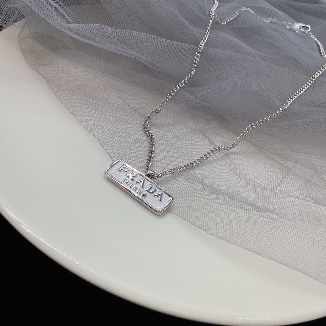 175RP93XDE Stylish  Necklace