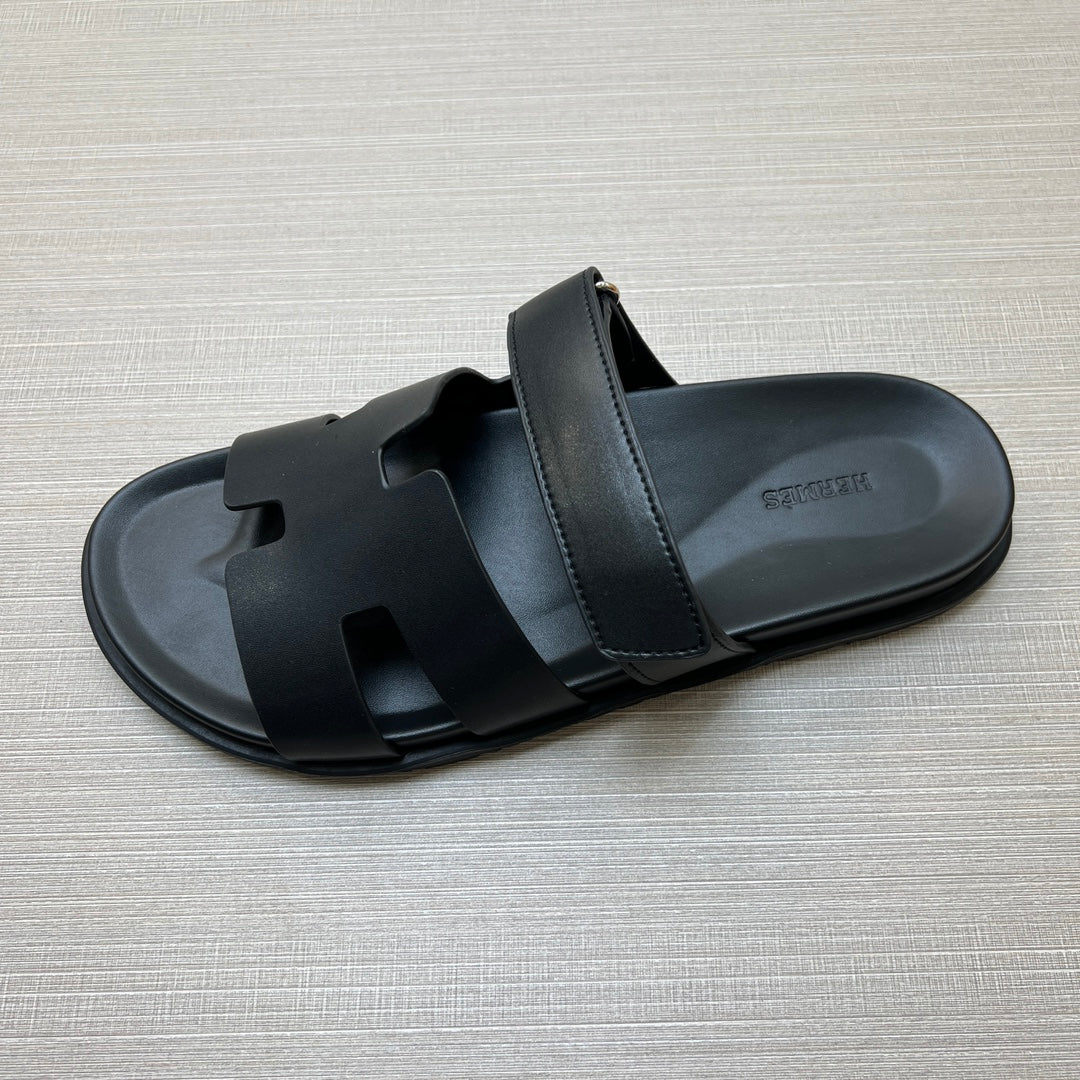 54H1ZDE Stylish slippers