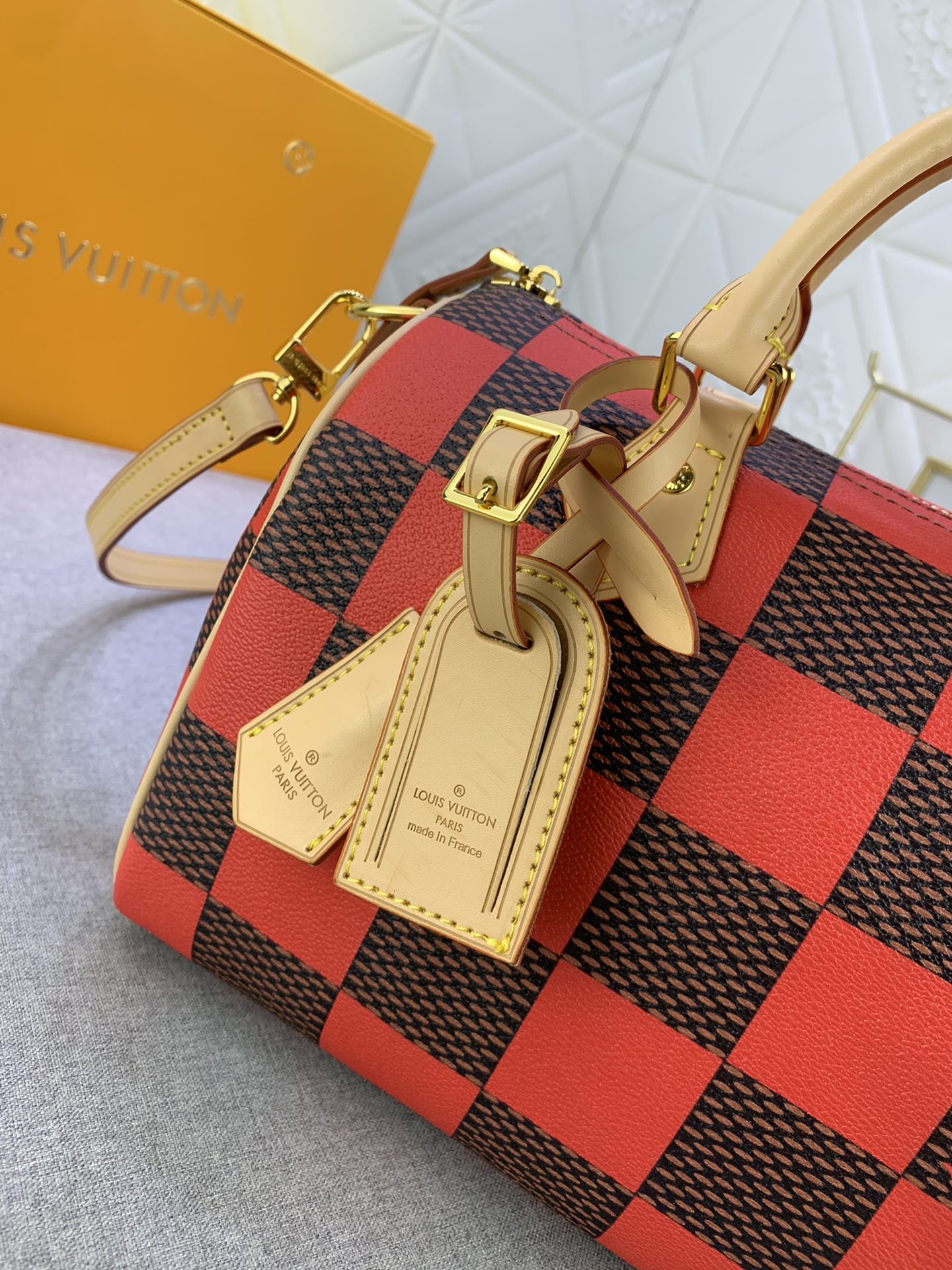 2XE269BDE Stylish leather bag 