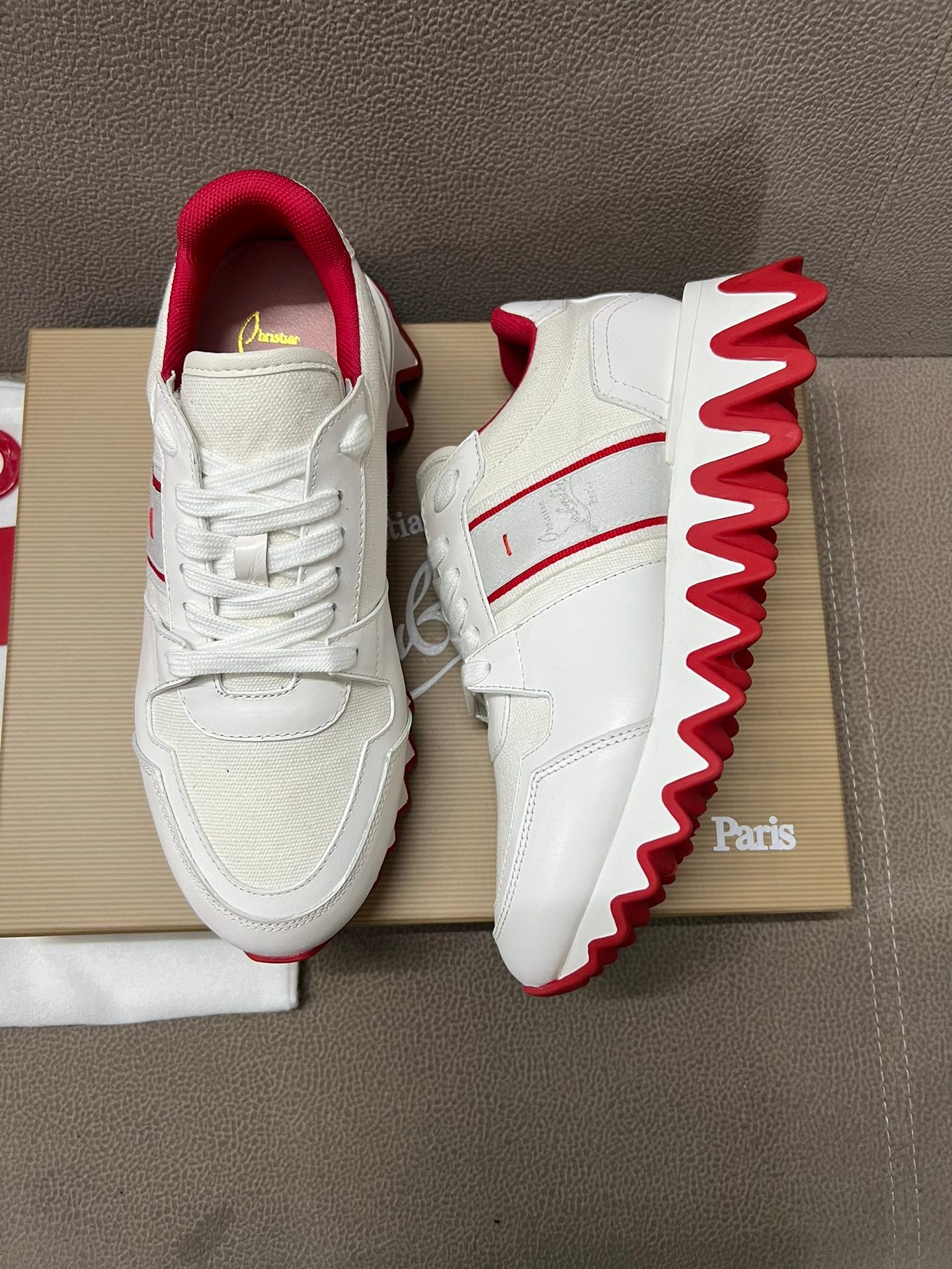 275NA15ZDE Stylish sneakers