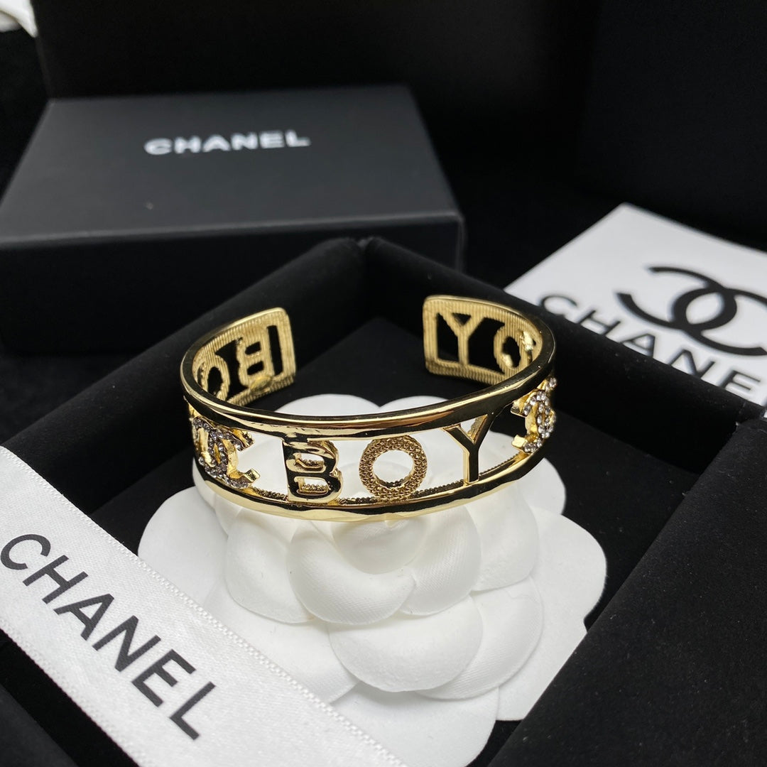 1C217KDE Stylish Bracelets