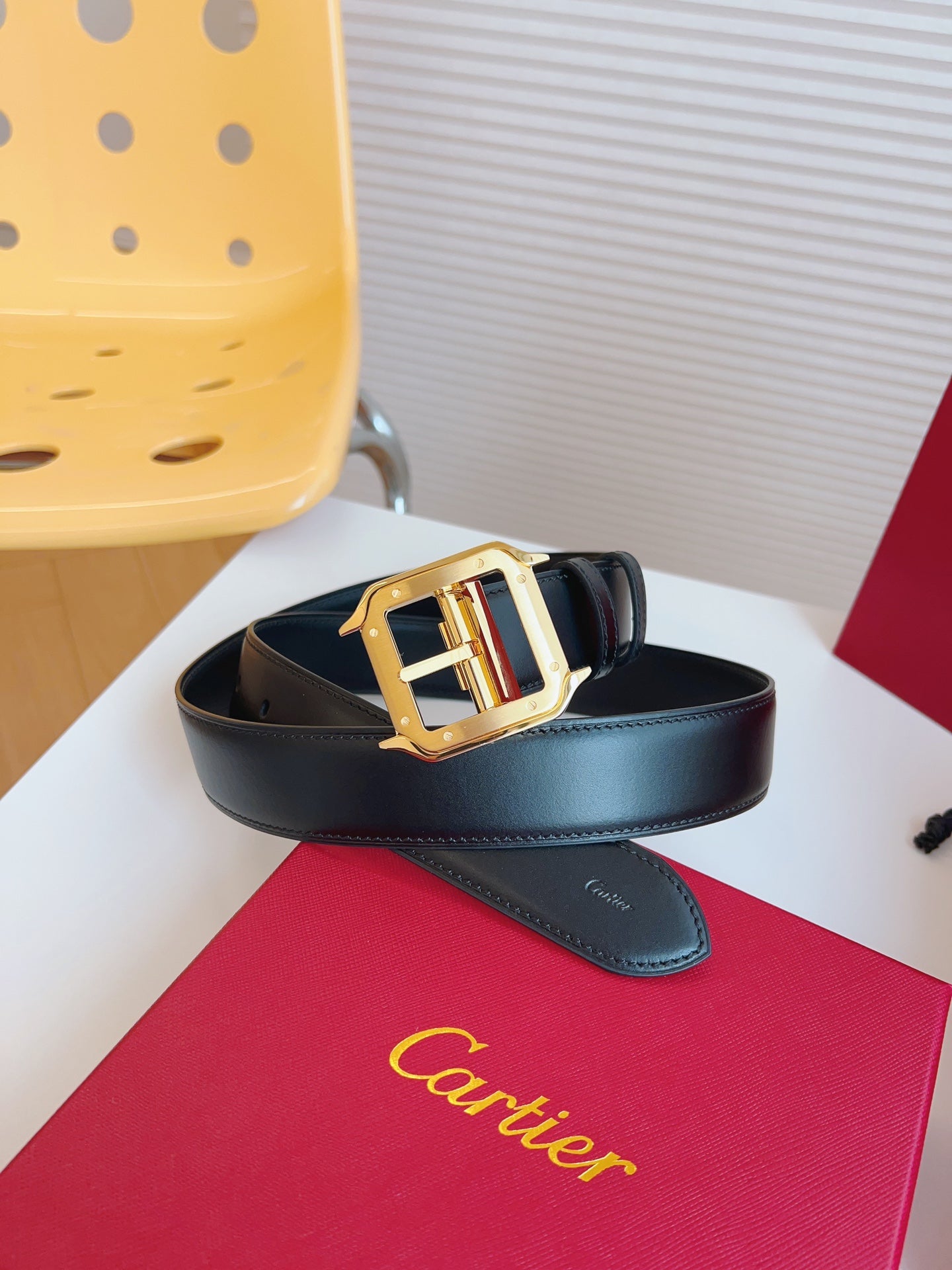 155RK248PDE Stylish  High quality belt With full package