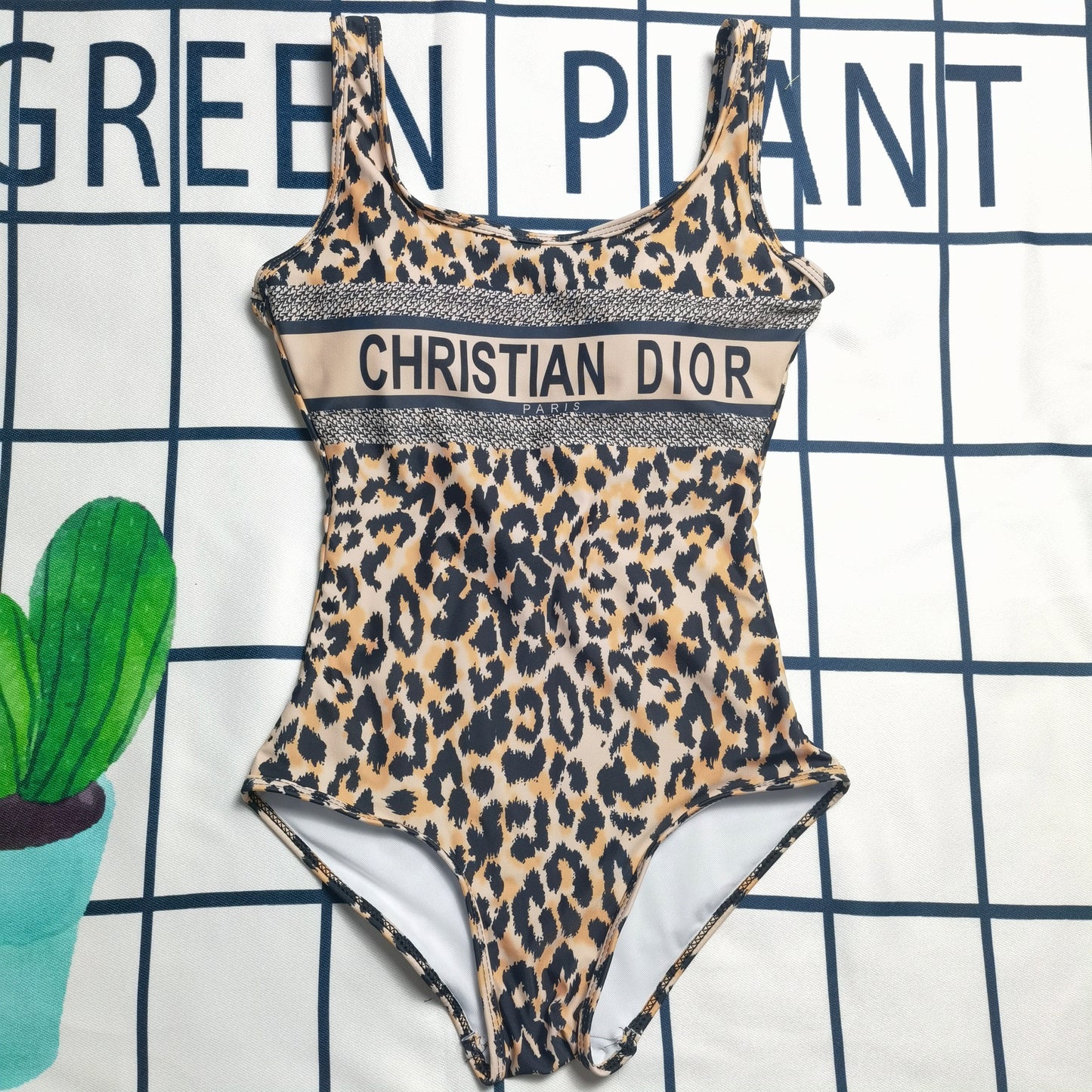 14D180YDE Stylish Bikini swimsuit