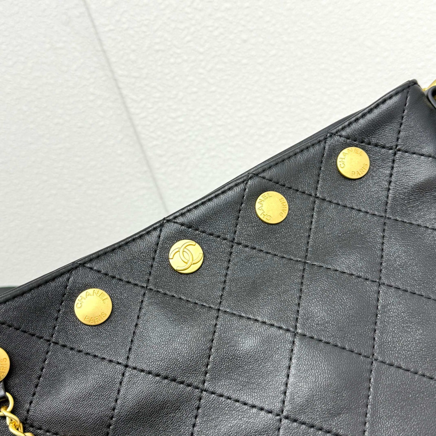 155NC68BDE Stylish leather bag