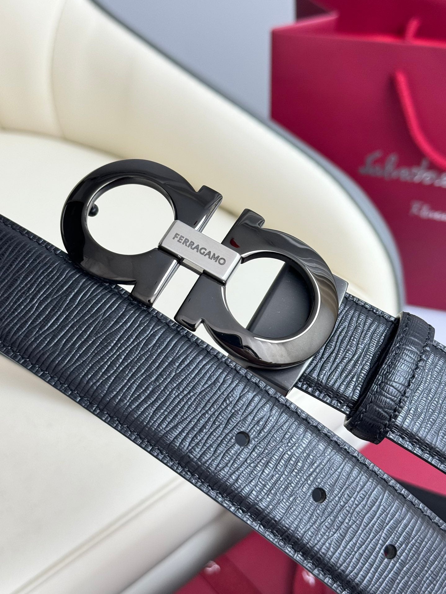 1WA171PDE Stylish  High quality belt With full package
