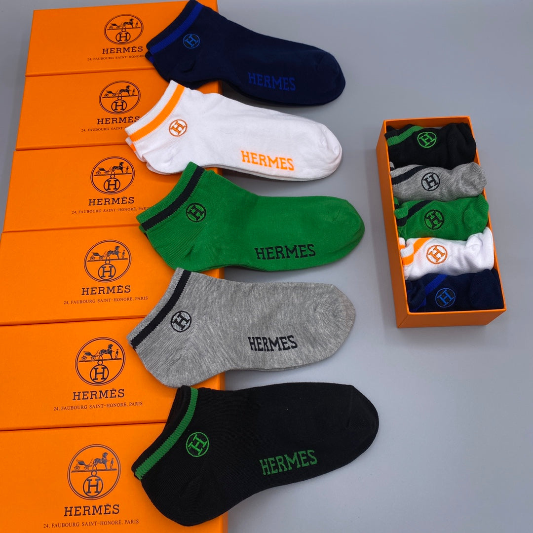 235QH52SDE Stylish socks(5 pairs )