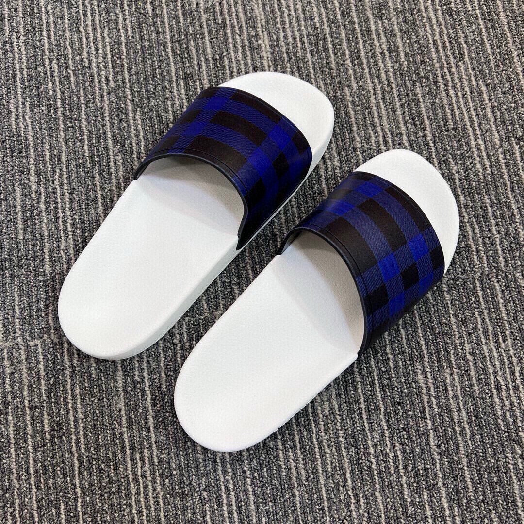 535ZR262ZDE Stylish Slippers