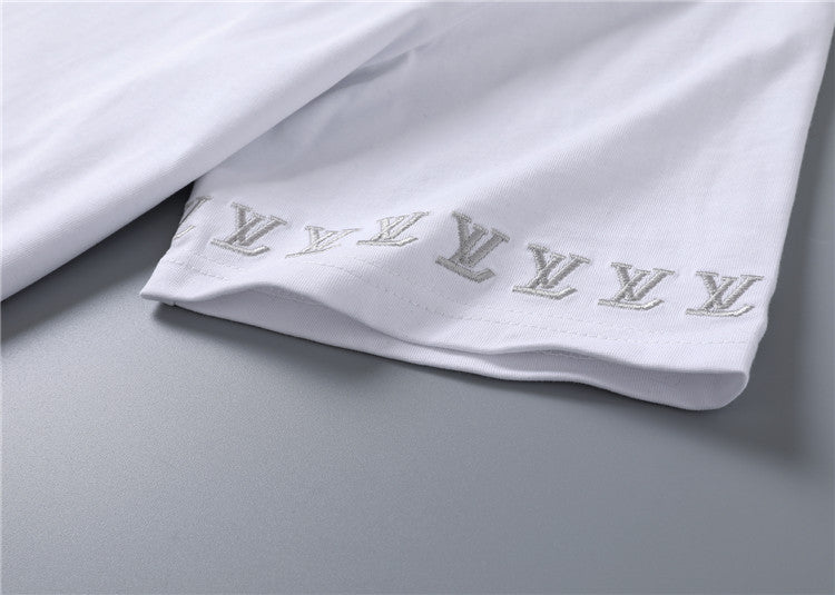 135WE82UDE Stylish T-shirts
