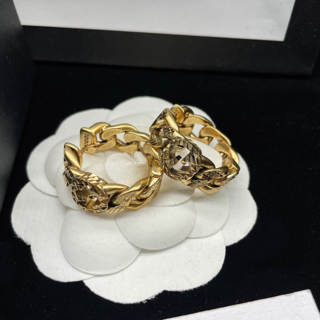 1YB400EDE Stylish Earrings