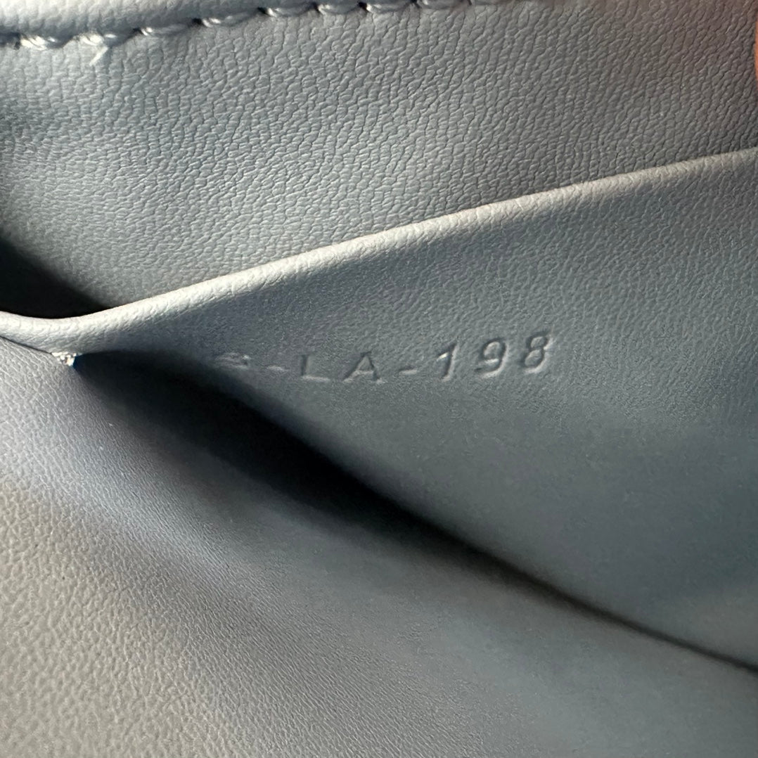 1WN61BDE Stylish leather bag