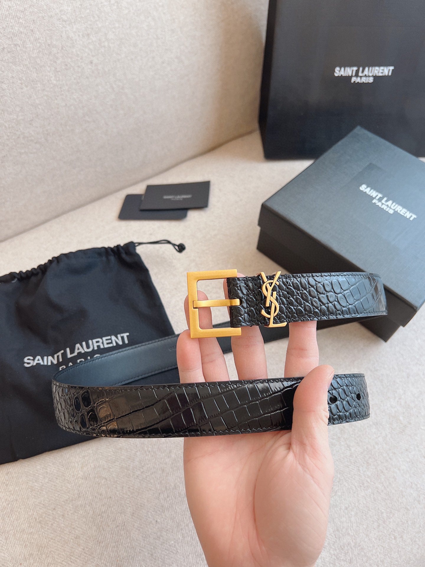 155RSL225PDE Stylish  High quality belt With full package