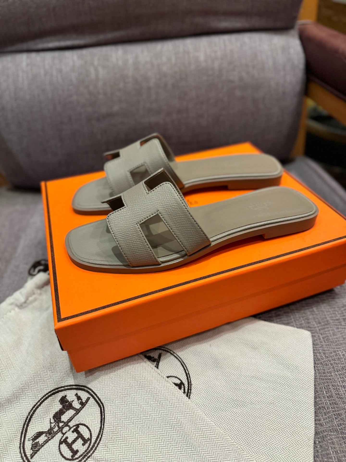 155ZH311ZDE Stylish Slippers