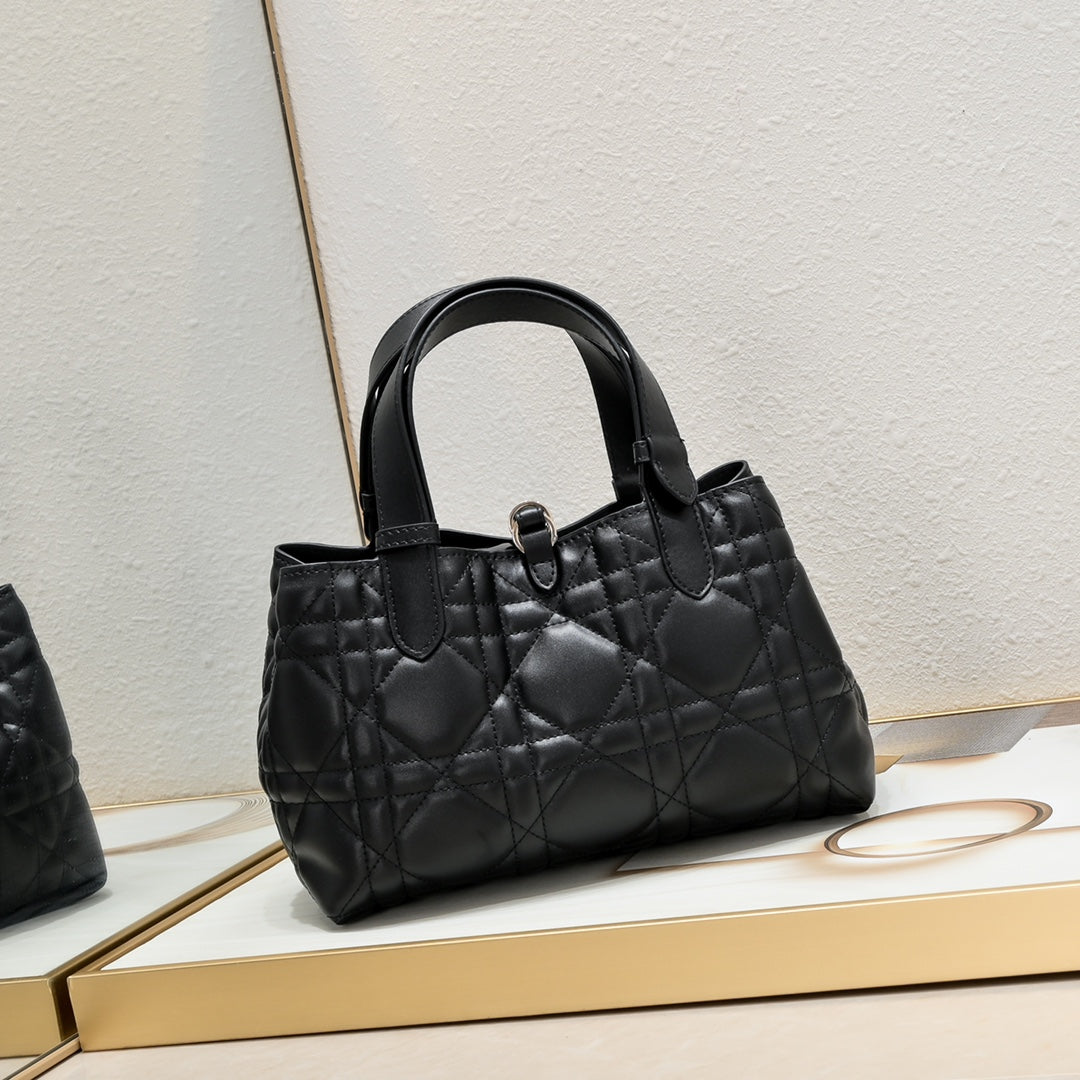 2XD359BDE Stylish leather bag 