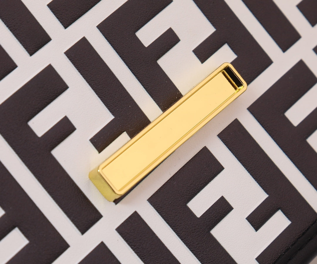 1XF91BDE Stylish leather bag 