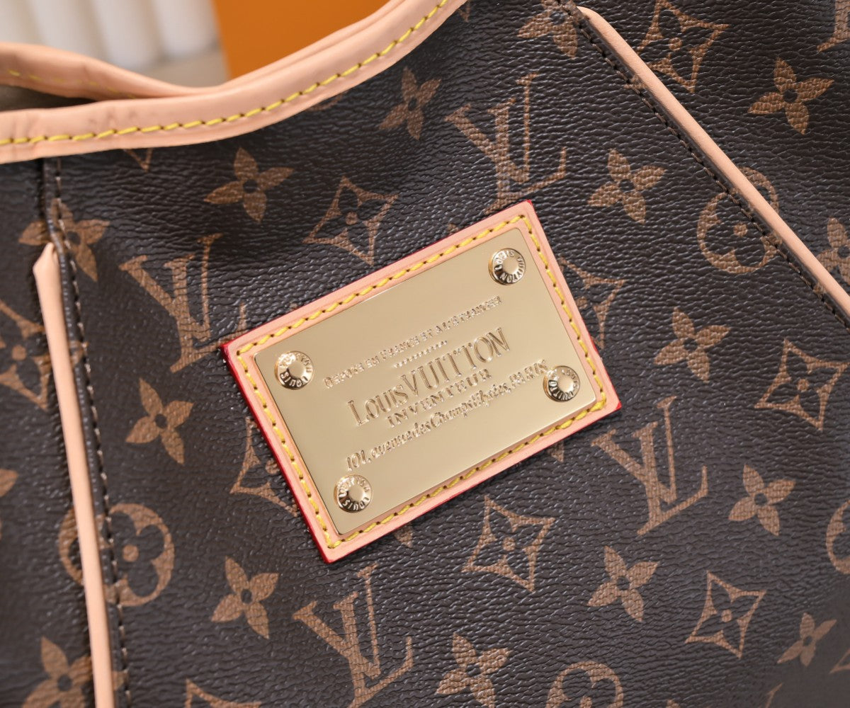 1XE63BDE Stylish leather bag 