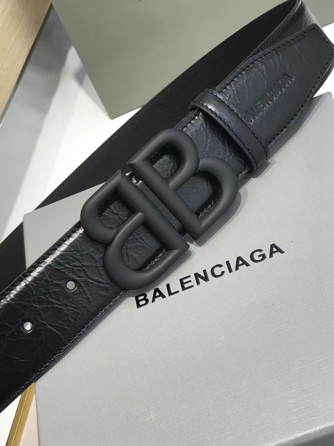 255RJ6PDE Stylish  High quality belt With full package