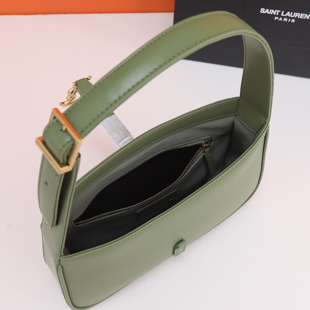 4XSL29BDE Stylish leather bag 