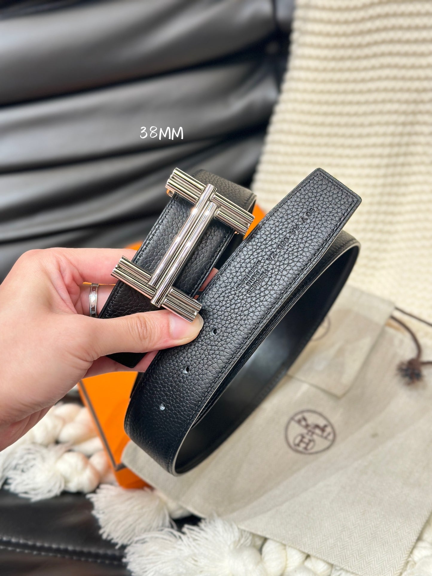 1WH192PDE Stylish  High quality belt With full package