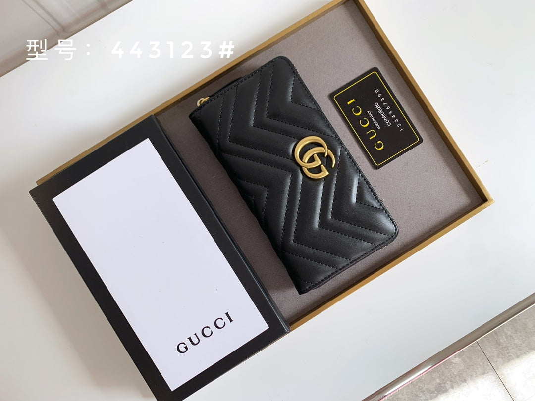 1XB79BDE Stylish leather wallets